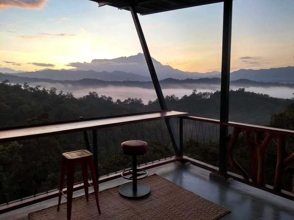 KampOng Mt Kinabalu sunrise